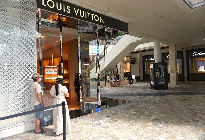 Louis Vuitton Honolulu Ala Moana Center, 1450 Ala Moana Boulevard