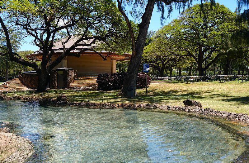 The Kapiolani Park Bandstand is a historic and picturesque venue located in Honolulu's Kapiolani Park, providing a charming setting for live music performances and community events against the backdrop of Diamond Head. 🎵🏞️